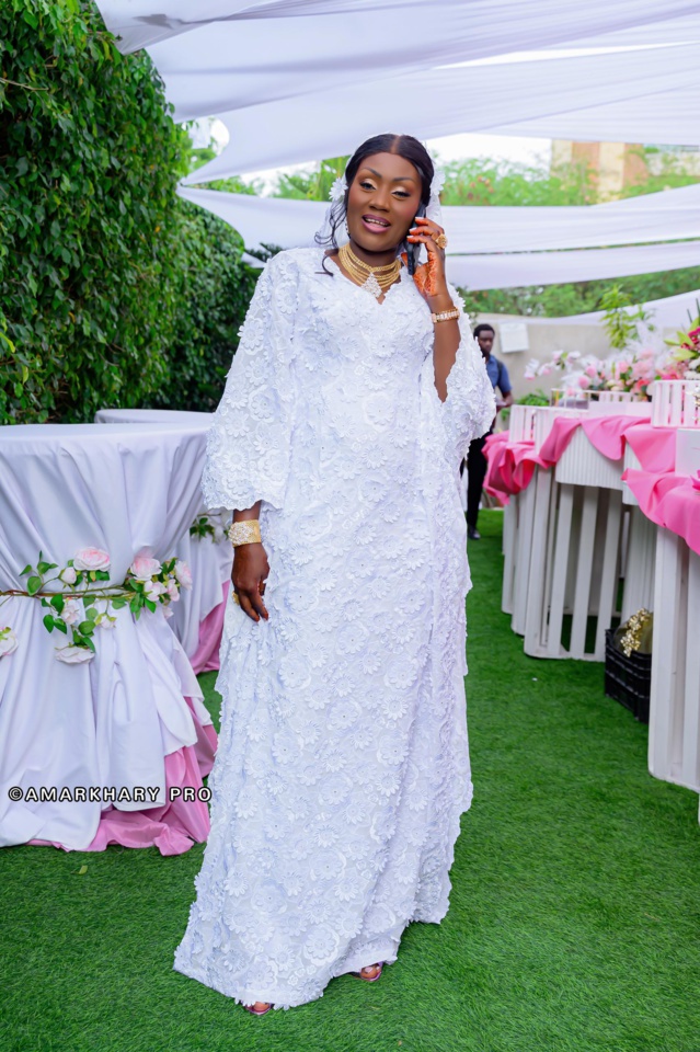 Mariage de célébrités au Sénégal- L'illustre Me Lika Bâ finalement mariée avec l'homme de ses pensées, l'ex ministre... Matar Bâ ! Mariage de célébrités au Sénégal- L'illustre Me Lika Bâ finalement mariée avec l'homme de ses pensées, l'ex ministre... Matar Bâ !