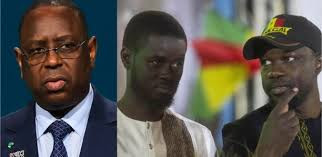 "Blocage de ses privilèges" et reddition des comptes: Macky Sall vilipende le tandem Sonko-Diomaye "Blocage de ses privilèges" et reddition des comptes: Macky Sall vilipende le tandem Sonko-Diomaye
