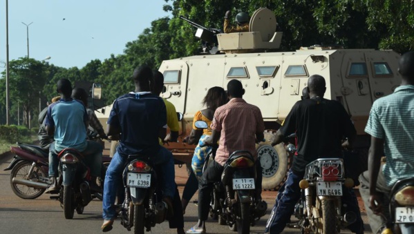 Au Burkina, le général Diendéré se dit prêt à se «défendre» Au Burkina, le général Diendéré se dit prêt à se «défendre»