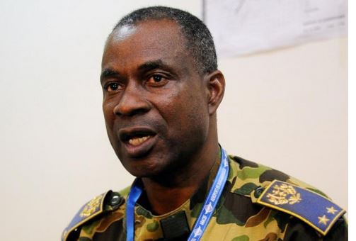 Burkina : l’armée aux portes de Ouagadougou, Diendéré et le RSP déterminés à « se défendre » Burkina : l’armée aux portes de Ouagadougou, Diendéré et le RSP déterminés à « se défendre »