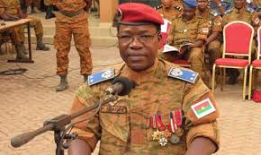 Exclusif : le chef d’état-major des armées veut "éviter tout affrontement" Exclusif : le chef d’état-major des armées veut "éviter tout affrontement"