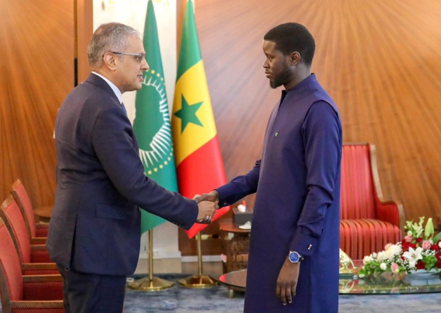 Le ministre Mauritanien de l'énergie reçu par le Pr Bassirou Diomaye Faye  Le ministre Mauritanien de l'énergie reçu par le Pr Bassirou Diomaye Faye