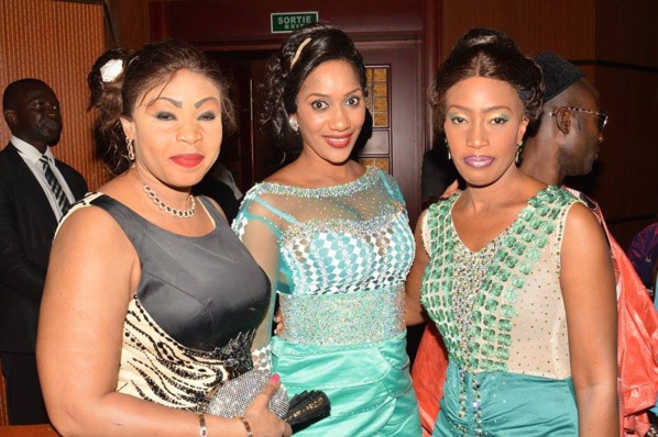 Quelques images du "Spécial Ndéweundeul" de Pape Diouf au Grand Théâtre Quelques images du "Spécial Ndéweundeul" de Pape Diouf au Grand Théâtre