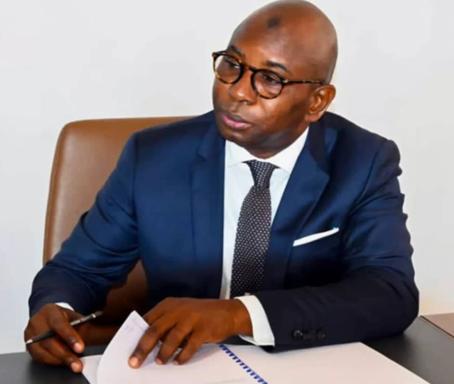 Écoles publiques et privées du Sénégal : la Croix et le Voile autorisés partout Écoles publiques et privées du Sénégal : la Croix et le Voile autorisés partout