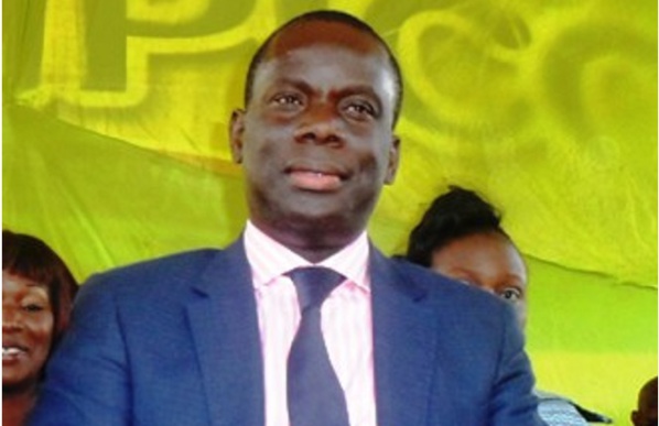 EXCLUSIF DAKARPOSTE! MALICK GACKOU LEADER DU GRAND PARTI A KOUMPENTOUM ‘’Les gouvernants inversent la courbe de développement de notre pays’’ EXCLUSIF DAKARPOSTE! MALICK GACKOU LEADER DU GRAND PARTI A KOUMPENTOUM ‘’Les gouvernants inversent la courbe de développement de notre pays’’
