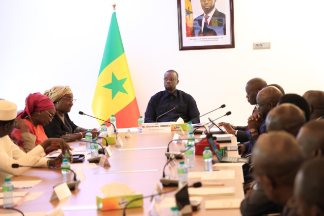 Revivez en images le conseil interministériel, présidé par le Pm Ousmane Sonko, consacré à l'organisation des Jeux Olympiques de la Jeunesse Dakar 2026 Revivez en images le conseil interministériel, présidé par le Pm Ousmane Sonko, consacré à l'organisation des Jeux Olympiques de la Jeunesse Dakar 2026