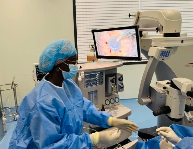 PREMIÈRE GREFFE DE CORNÉE AU SÉNÉGAL | UN SUCCÈS SALUÉ PAR LE PRÉSIDENT BASSIROU DIOMAYE FAYE PREMIÈRE GREFFE DE CORNÉE AU SÉNÉGAL | UN SUCCÈS SALUÉ PAR LE PRÉSIDENT BASSIROU DIOMAYE FAYE