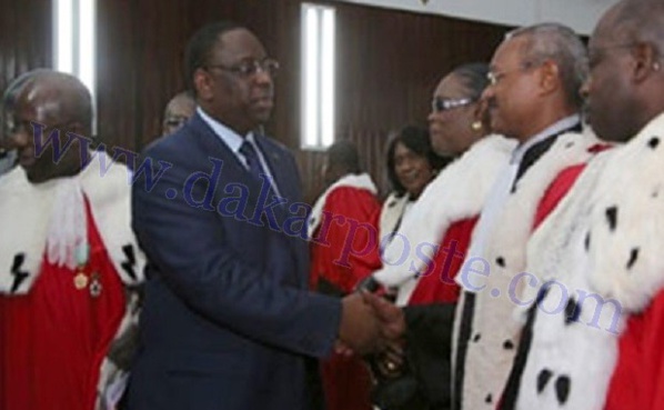 EXCLUSIF DAKARPOSTE! Réunion de "tous les dangers" du Conseil Supérieur de la Magistrature; des "têtes vont tomber"! EXCLUSIF DAKARPOSTE! Réunion de "tous les dangers" du Conseil Supérieur de la Magistrature; des "têtes vont tomber"!