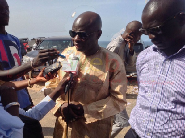 Tristesse et consternation à la levée du corps de Moussa Ngom (image) Tristesse et consternation à la levée du corps de Moussa Ngom (image)