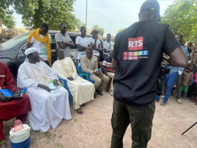 TROISIEME JOUR DE CAMPAGNE | LES CANDIDATS MULTIPLIENT LES RENCONTRES SUR LE TERRAIN TROISIEME JOUR DE CAMPAGNE | LES CANDIDATS MULTIPLIENT LES RENCONTRES SUR LE TERRAIN