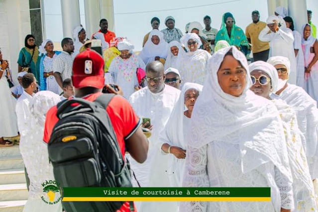 Campagne électorale pour les législatives anticipées-Le maire, Babacar Mbengue, opte pour la stratégie du porte-à-porte Campagne électorale pour les législatives anticipées-Le maire, Babacar Mbengue, opte pour la stratégie du porte-à-porte