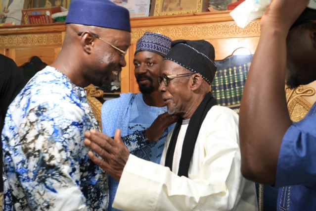 Les images de la "ziarra" de Sonko et Cie à Médina Baye et Leona Niassène Les images de la "ziarra" de Sonko et Cie à Médina Baye et Leona Niassène