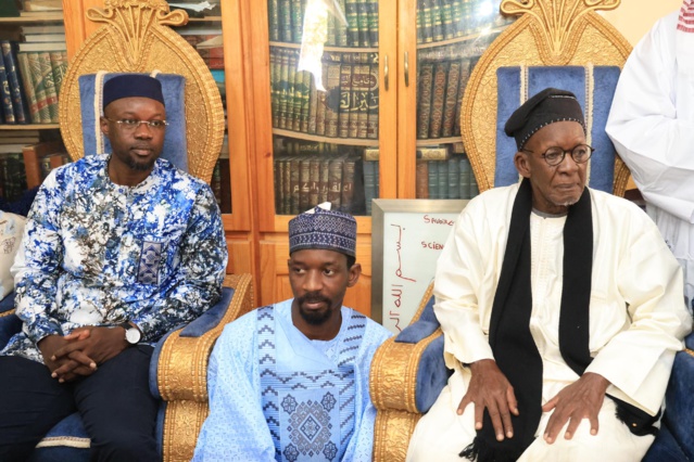 Les images de la "ziarra" de Sonko et Cie à Médina Baye et Leona Niassène Les images de la "ziarra" de Sonko et Cie à Médina Baye et Leona Niassène