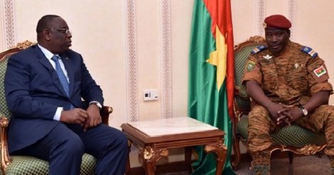 Après la médiation controversée de Macky à Ouaga : Zida débarque à dakar - Il vient arrondir les angles Après la médiation controversée de Macky à Ouaga : Zida débarque à dakar - Il vient arrondir les angles