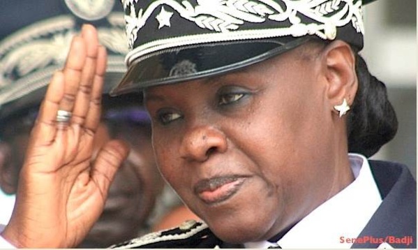 Police nationale – Macky vire Anna et zappe les femmes