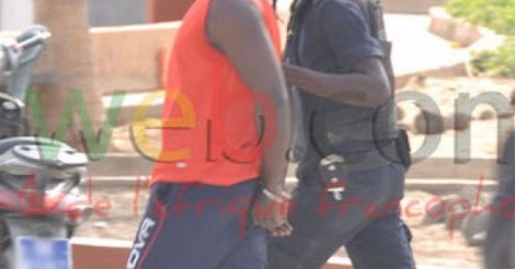 Pikine : un policier se fait bastonner par un « coxeur » Pikine : un policier se fait bastonner par un « coxeur »