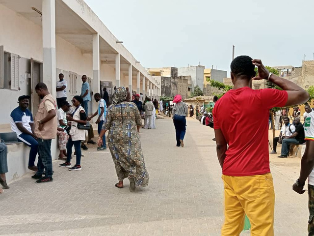 Élections législatives aux Parcelles assainies : Un taux de participation de 21% Élections législatives aux Parcelles assainies : Un taux de participation de 21%