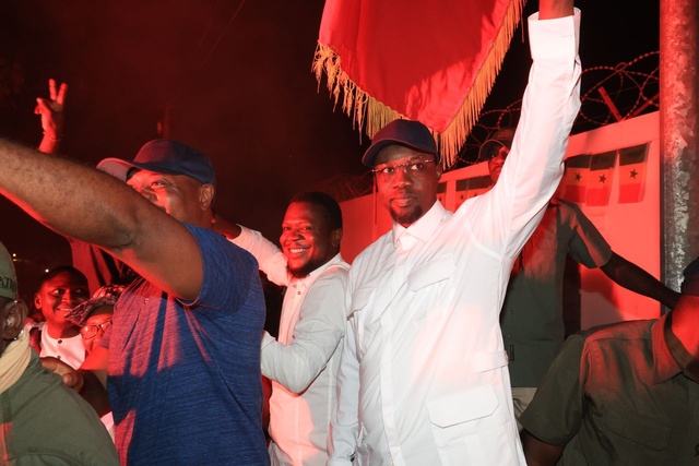Large victoire du PASTEF- Sonko et Cie jubilent à Ziguinchor Large victoire du PASTEF- Sonko et Cie jubilent à Ziguinchor