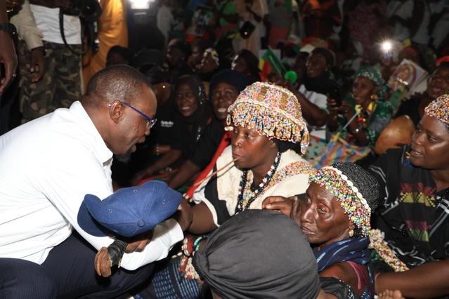 Ousmane SONKO- L’incomparable phénomène politique du siècle a maintenant toutes les cartes en mains… Ousmane SONKO- L’incomparable phénomène politique du siècle a maintenant toutes les cartes en mains…