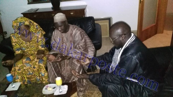 Quelques jours après avoir discuté avec Aida Mbodj, Serigne Assane Mbacké a rencontré l'ancienne ministre Aminata Lô Dieng Quelques jours après avoir discuté avec Aida Mbodj, Serigne Assane Mbacké a rencontré l'ancienne ministre Aminata Lô Dieng