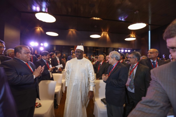 FORUM ECONOMIQUE SENEGAL-SECTEUR PRIVE INDIEN EN MARGE DU SOMMET INDE-AFRIQUE **** ALLOCUTION DE SEM LE PRESIDENT MACKY SALL FORUM ECONOMIQUE SENEGAL-SECTEUR PRIVE INDIEN EN MARGE DU SOMMET INDE-AFRIQUE **** ALLOCUTION DE SEM LE PRESIDENT MACKY SALL