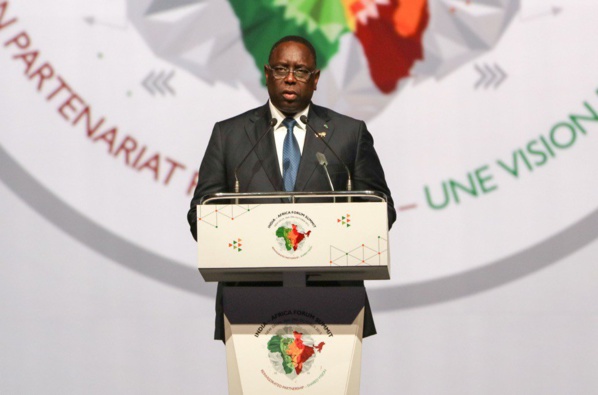 En mettant en garde les investisseurs Indiens, le Pr Sall fait allusion à ... En mettant en garde les investisseurs Indiens, le Pr Sall fait allusion à ...