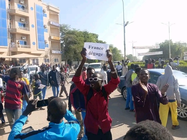 Tchad libre, France dehors : une vague de manifestations secoue le pays Tchad libre, France dehors : une vague de manifestations secoue le pays