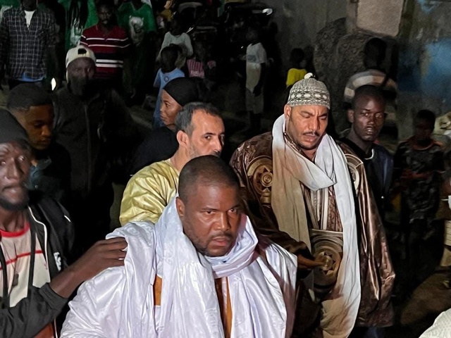 Tournée 2024- Revivez l'arrivée du khalife general des Khadre à St Louis, Cheikhna cheikh Abdoul Aziz Aïdara Ould cheikh AYAH ould Cheikh Talibouya ould Cheikhna Cheikh Sadbouh Aïdara Tournée 2024- Revivez l'arrivée du khalife general des Khadre à St Louis, Cheikhna cheikh Abdoul Aziz Aïdara Ould cheikh AYAH ould Cheikh Talibouya ould Cheikhna Cheikh Sadbouh Aïdara