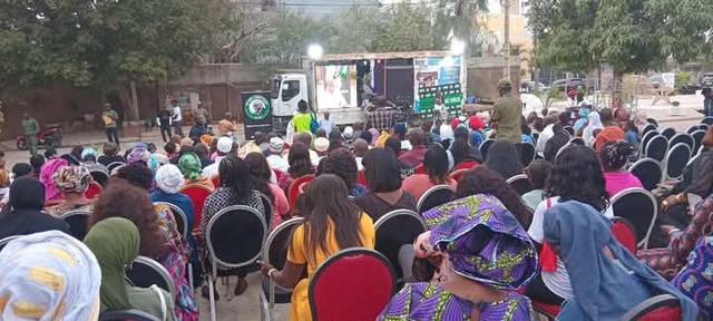 COMMUNE DE MERMOZ SACRÉ CŒUR - Le maire , Alioune Tall, inaugure la "Place Lamine Diack"