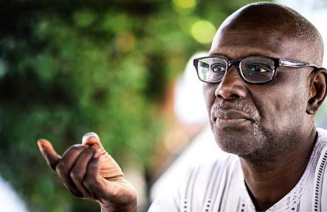 Boubacar Boris DIOP dénonce les attaques contre la mémoire des tirailleurs Boubacar Boris DIOP dénonce les attaques contre la mémoire des tirailleurs