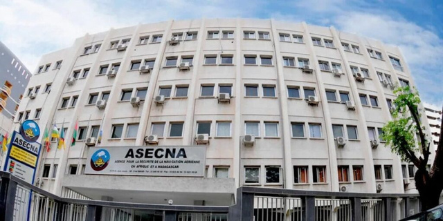 Les contrôleurs aériens en grève pour de meilleurs conditions de travail Les contrôleurs aériens en grève pour de meilleurs conditions de travail