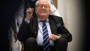 Mort de Jean-Marie Le Pen : le plus sulfureux des hommes politiques disparaît à 96 ans Mort de Jean-Marie Le Pen : le plus sulfureux des hommes politiques disparaît à 96 ans