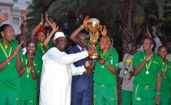 Les "Lionnes" du basket seront recompensées ce jeudi au Palais Présidentiel Les "Lionnes" du basket seront recompensées ce jeudi au Palais Présidentiel