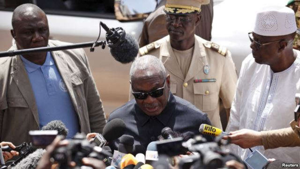 Le président malien appelle à une vigilance accrue, trois suspects recherchés Le président malien appelle à une vigilance accrue, trois suspects recherchés