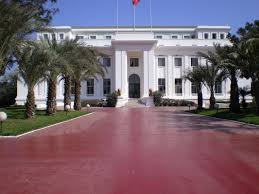 Loi de finances 2016-la Présidence et la Primature raflent le budget des institutions du Sénégal Loi de finances 2016-la Présidence et la Primature raflent le budget des institutions du Sénégal