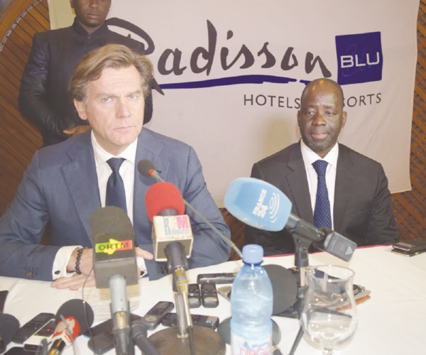 Wolfgang Neumann, président du groupe Rezidor, gestionnaire de l’hôtel Radisson Blu de Bamako à propos de l’attaque terroriste du vendredi 20 novembre Wolfgang Neumann, président du groupe Rezidor, gestionnaire de l’hôtel Radisson Blu de Bamako à propos de l’attaque terroriste du vendredi 20 novembre