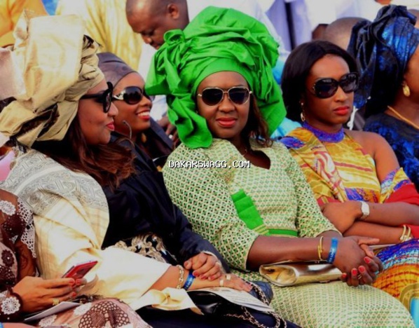 Les filles du président Lamine Diack,Adja et Bineta Laly misent sur un look coloré et stylé .