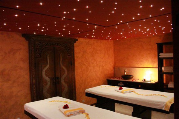 Prostitution déguisée à Dakar : Salons de massage ou baisodromes ? Prostitution déguisée à Dakar : Salons de massage ou baisodromes ?