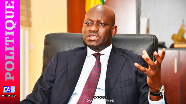 Polémique sur les 1000 emplois au Qatar, absence de souveraineté : Les précisions du ministre Abass Fall sur son dernier déplacement Polémique sur les 1000 emplois au Qatar, absence de souveraineté : Les précisions du ministre Abass Fall sur son dernier déplacement