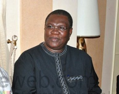 EXCLUSIF DAKARPOSTE! Ousmane Ngom ancien ministre sort du bois: "Dama dougoon khaalweu"mais j'en suis sorti (...) Je ne suis pas aux affaires, mais je souscris entièrement aux mesures prises contre le terrorisme (...) EXCLUSIF DAKARPOSTE! Ousmane Ngom ancien ministre sort du bois: "Dama dougoon khaalweu"mais j'en suis sorti (...) Je ne suis pas aux affaires, mais je souscris entièrement aux mesures prises contre le terrorisme (...)