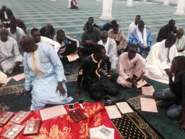 La délégation de la DSE Chine au grand Magal à Guàgzhou ( Chine ) La délégation de la DSE Chine au grand Magal à Guàgzhou ( Chine )