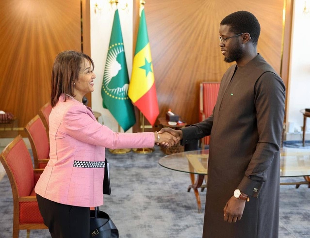 Le Pr de la République reçoit la vice-présidente de la fondation Susan Thompson Buffett. Le Pr de la République reçoit la vice-présidente de la fondation Susan Thompson Buffett.