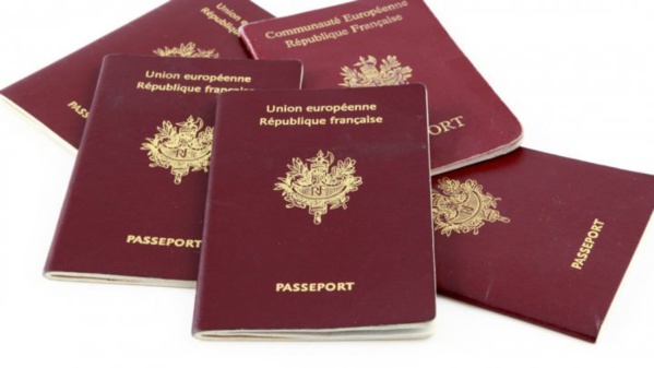 Hollande veut inclure la déchéance de nationalité dans la Constitution parce que... Hollande veut inclure la déchéance de nationalité dans la Constitution parce que...