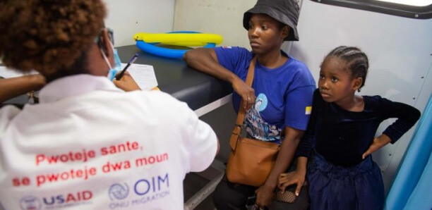 Le gel de l'aide internationale américaine, une décision aux implications dévastatrices Le gel de l'aide internationale américaine, une décision aux implications dévastatrices