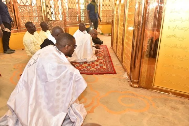 Magal de Porokhane- La réaction de l'ex maire de Dakar après son séjour chez Sokhna Bally, Serigne Moussa Nawél Mbacké... Magal de Porokhane- La réaction de l'ex maire de Dakar après son séjour chez Sokhna Bally, Serigne Moussa Nawél Mbacké...