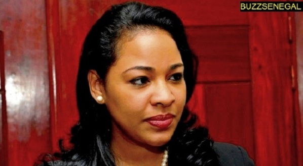 Qu'est ce que Léna Sene fait à l'Immeuble KEBE ces derniers temps..?? Qu'est ce que Léna Sene fait à l'Immeuble KEBE ces derniers temps..??