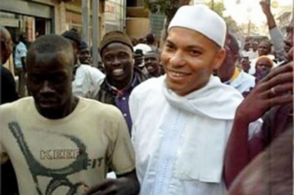 Karim Wade :"Dites à Macky Sall de s’occuper des problèmes des Sénégalais" Karim Wade :"Dites à Macky Sall de s’occuper des problèmes des Sénégalais"