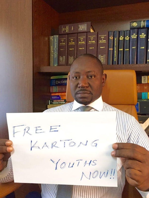 Après Cheikh Sidya Bayo, cet opposant de Yaya Jammeh veut tirer sur lui à partir de Dakar! Après Cheikh Sidya Bayo, cet opposant de Yaya Jammeh veut tirer sur lui à partir de Dakar!