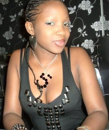 EXCLUSIF DAKARPOSTE! Bébé Bass Diagne, la fille de feu Ben Bass s'adjuge le seul exemplaire de l'album de Waly Seck à ...8.500.000 cfa EXCLUSIF DAKARPOSTE! Bébé Bass Diagne, la fille de feu Ben Bass s'adjuge le seul exemplaire de l'album de Waly Seck à ...8.500.000 cfa