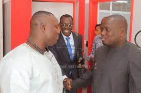 Aziz Ndiaye répond à Modou LO : "Il ne représente rien" Aziz Ndiaye répond à Modou LO : "Il ne représente rien"